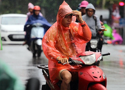 Bé 2 tháng tuổi tử vong sau khi cha mẹ tự chữa ho tại nhà