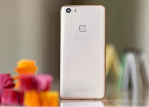 Đánh giá chi tiết Vivo V7 - giá rẻ, camera 24Mp selfie "ngon"