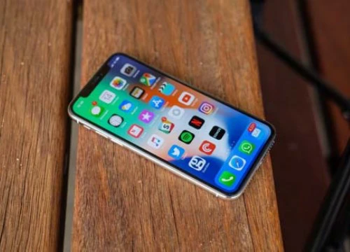 Doanh số iPhone X, 8/8 Plus vẫn "xách dép" cho iPhone 6/6 Plus