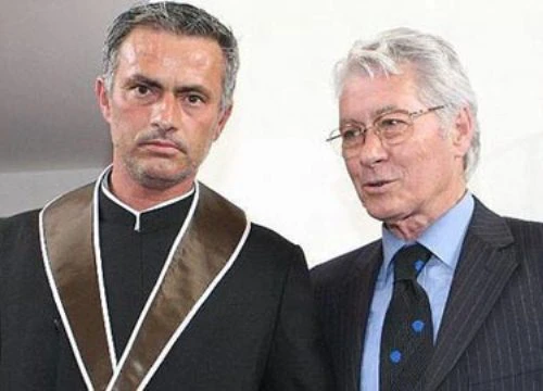 Hậu trường sân cỏ 27/12: Mourinho trải qua 'Giáng sinh buồn nhất đời'