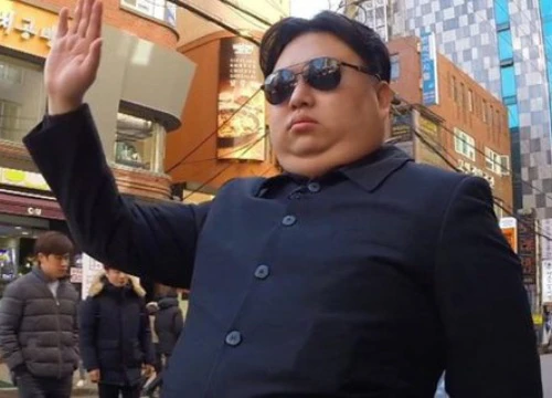 Người Hàn Quốc hào hứng khi gặp bản sao Kim Jong-un