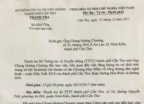 Nóng trong ngày: Đăng cổng chào đường đón xuân cạnh quần lót phụ nữ