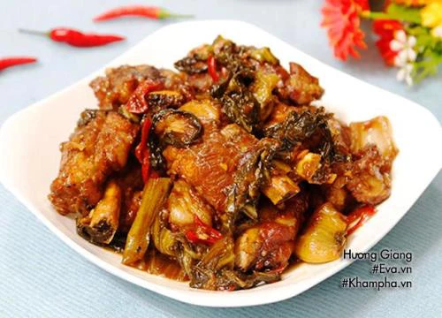 [Chế biến] - Sườn kho dưa chua đậm đà, trôi cơm vô cùng