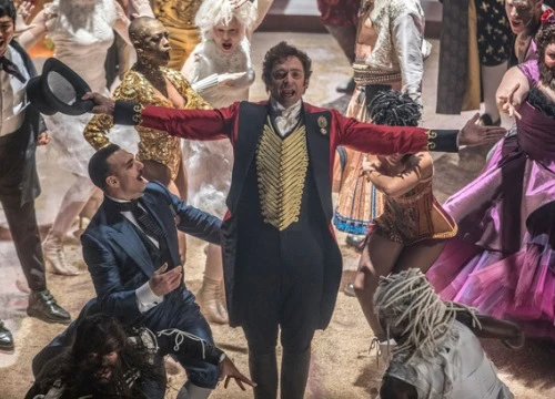 The Greatest Showman &#8211; Khi Người Sói hoá &#8220;bầu sô&#8221; gánh xiếc