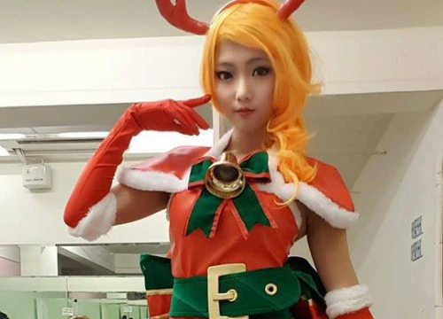 Liên Quân Mobile: Chiêm ngưỡng bộ ảnh cosplay Natalya Quà Quái Quỷ phiên bản Đài Loan cực gợi cảm