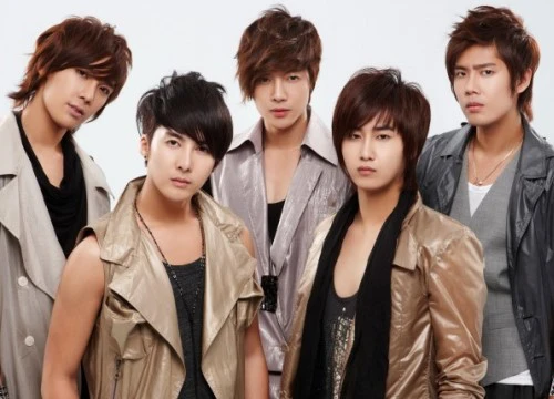 Rộ tin đồn SS501 tái hợp, netizen &#8217;sôi máu&#8217;: Kim Hyun Joong thật không còn chút sĩ diện