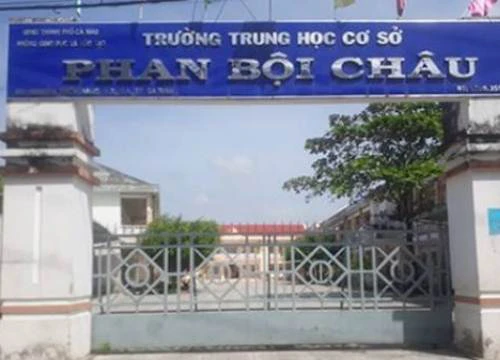 Hiệu trưởng bị giáng chức vì thu tiền học thêm sai quy định