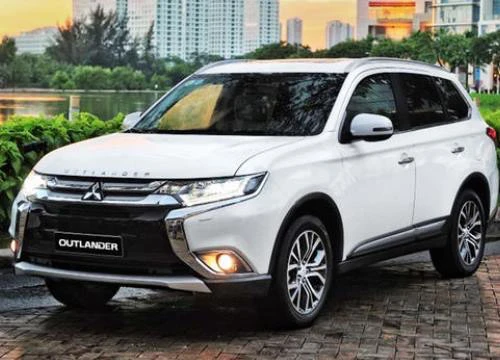 Mitsubishi Outlander 2018 có giá từ 808 triệu đồng tại Việt Nam