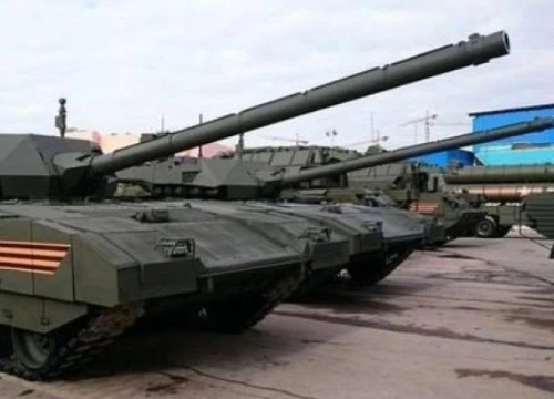 Báo Mỹ: Siêu pháo của Armata là hàng ế từ T-90