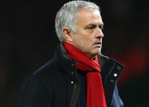 Mourinho tiêu tốn 1,4 triệu bảng trong thời gian ở khách sạn