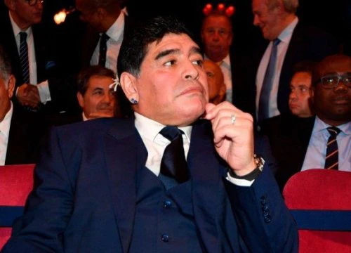 Maradona: Tevez phản bội Boca là... ngu hết nói!