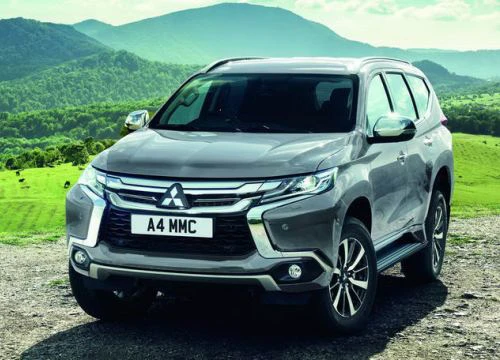 Mitsubishi Pajero Sport 2018 có giá từ 1,1 tỷ đồng