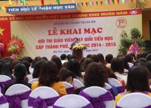 Tại sao Bộ Giáo dục bảo chấn chỉnh, dưới cơ sở không nghe?