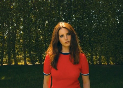 Lana Del Rey xác nhận sẽ ra tòa sau khi bị tố đạo nhạc của Radiohead