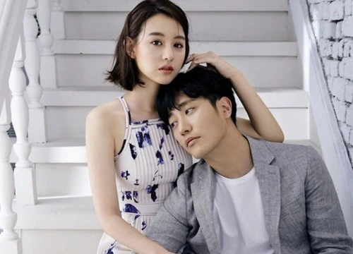 Biên kịch "Hậu Duệ Mặt Trời" lại tạo cơ hội cho đôi Jin Goo - Kim Ji Won tương phùng trong bom tấn mới