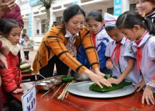 Phú Yên: quan tâm lương, thưởng cho giáo viên dịp Tết