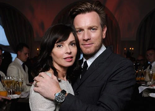 Tài tử Ewan McGregor ly hôn sau scandal ngoại tình với bạn diễn