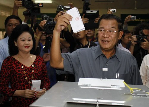 Thủ tướng Hun Sen nói không cần quốc tế công nhận cuộc bầu cử Campuchia