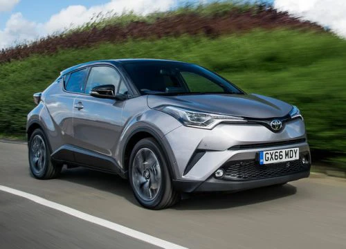 Toyota C-HR giá 514 triệu đồng bán chạy nhất Nhật Bản