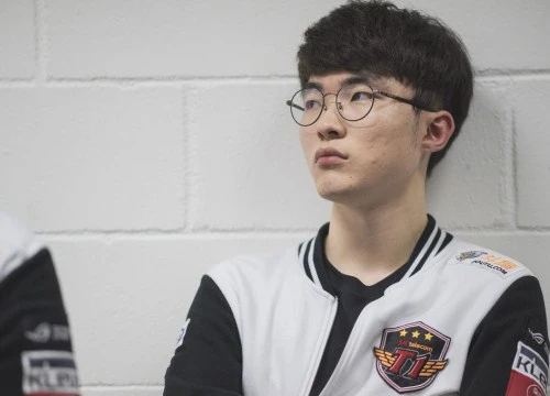 Đây là vị tướng "phế" nhất trong tay Faker, cứ đem ra là y rằng SKT T1 thua trận