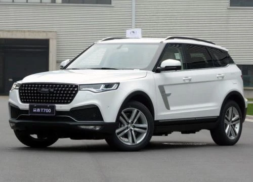 SUV 5 chỗ "nhái đủ thứ" giá 728 triệu đồng