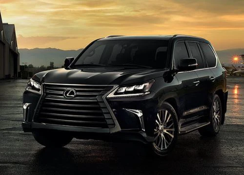 SUV hạng sang Lexus LX 570 giảm giá mạnh