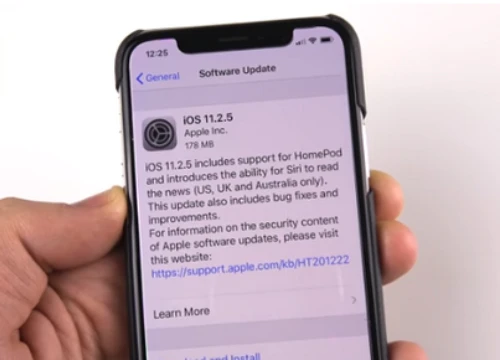 Apple ra iOS 11.2.5 sửa chữa lỗi 'đơ' iPhone