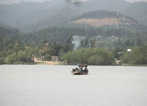 Lênh đênh đến trường trên những chuyến đò ngang