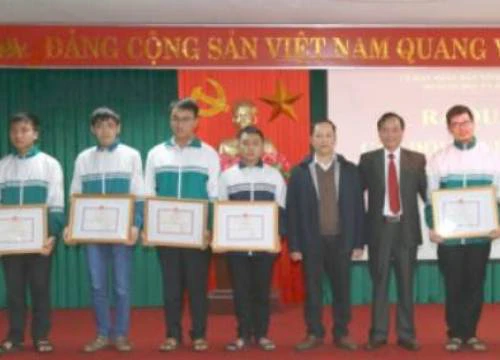 3 học sinh Quảng Bình được chọn vào Đội dự tuyển Olympic Toán Quốc tế 2018