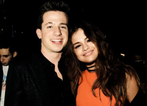 Charlie Puth và Selena Gomez hóa ra từng yêu nhau thật, điều này do "chính chủ" vừa thừa nhận