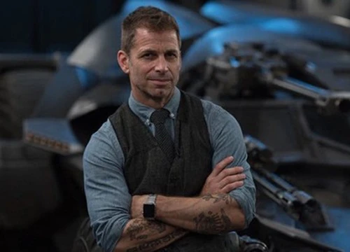 Zack Snyder ủng hộ phiên bản "Justice League" của riêng mình