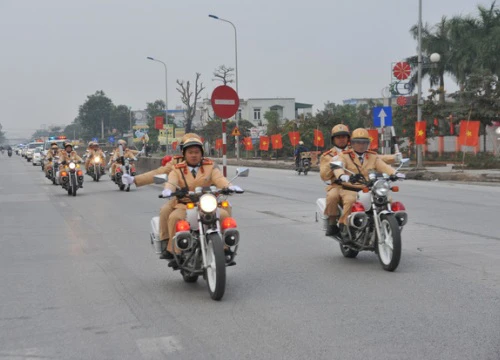 Bộ Công an: Hạn chế họp hành, tập trung bảo đảm giao thông dịp Tết