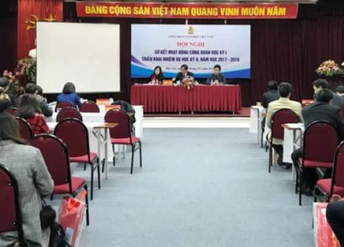 Công đoàn Giáo dục Việt Nam tổ chức hội nghị sơ kết học kì I