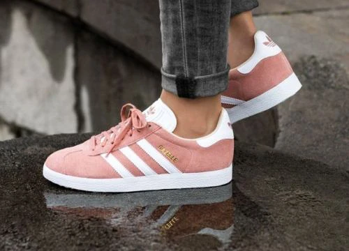 7 mẫu sneaker màu pastel cho mùa Valentine thêm ngọt ngào