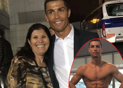 Mẹ và chị gái đăng ảnh độc chúc mừng sinh nhật C. Ronaldo