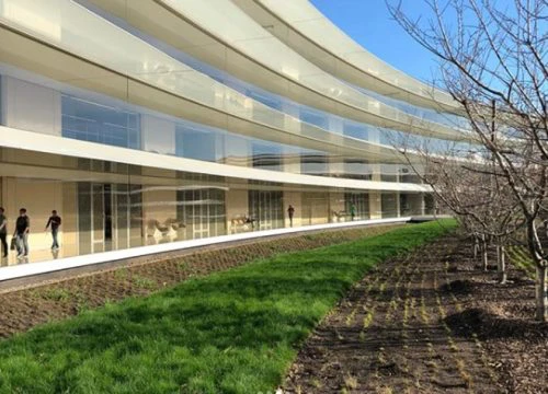 Những hình ảnh hoành tráng đầu tiên về Apple Park