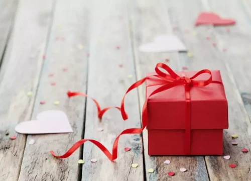 Chẳng cần bạn trai, nàng độc thân vẫn có thể tận hưởng Valentine bằng những hành động tuyệt vời này!