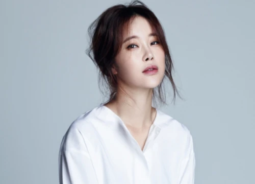 Đời cay đắng của "nữ hoàng nhạc phim" Baek Ji Young: Yêu thì bạn trai tung clip nóng, kết hôn thì chồng bị bắt vì ma túy