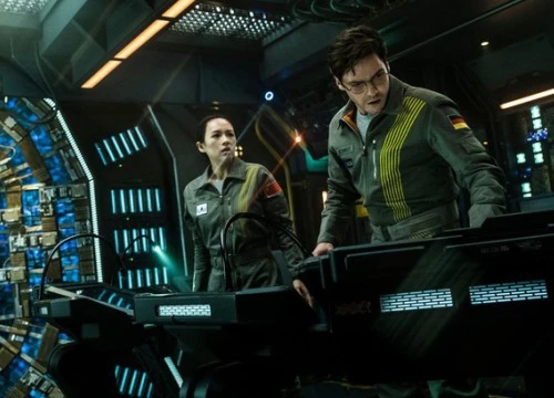 Kỳ vọng để rồi thất vọng với The Cloverfield Paradox