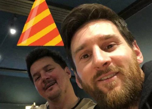 Messi đăng ảnh selfie mừng sinh nhật anh trai