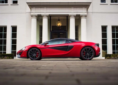 McLaren 570S đổi màu mới kỷ niệm Valentine