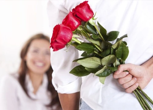 Món quà Valentine muộn cảm động của chồng ngày mùng 1 Tết