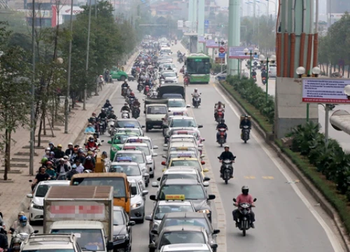 Hà Nội có thể cho các loại xe khác đi vào làn buýt nhanh