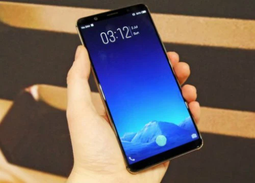 Không lên đời smartphone 2018 bạn sẽ hối tiếc, vì sao thế?