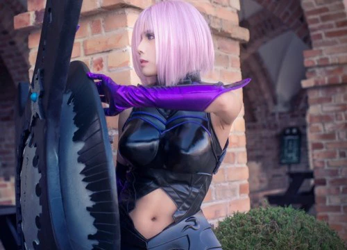 Ngất ngây với cosplay cô nàng Mashu Kyrielight cực gợi cảm trong Fate/Grand Order