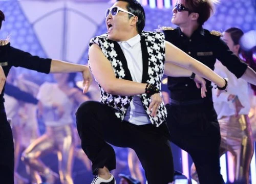 PSY và "Gangnam Style": Diễn thì bị chửi, không diễn thì bị réo