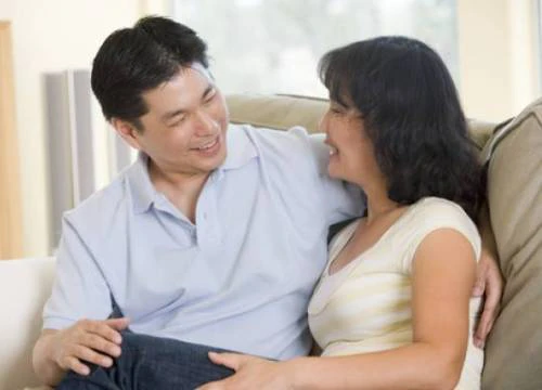 Khóc thét khi vợ U50 đòi xem phim sex để tìm cảm hứng