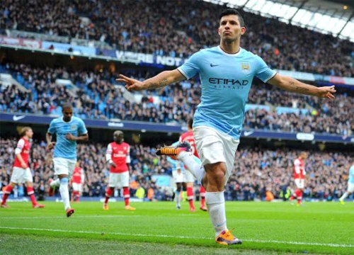 Aguero chói sáng, sắp vào 'nhóm 200 bàn thắng'