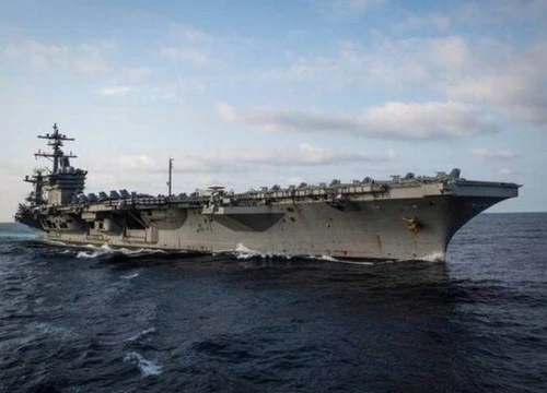 Chia sẻ của chỉ huy cụm tàu USS Carl Vinson trước khi cập cảng Đà Nẵng