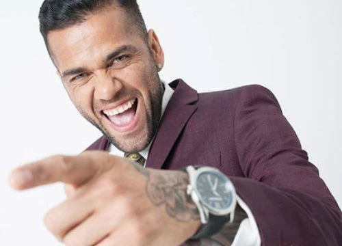 Dani Alves đến Bồ để trở thành ông chủ đội bóng